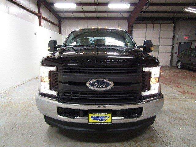 2017 Ford F-250 Super Duty XL Crew Cab 4WD V8